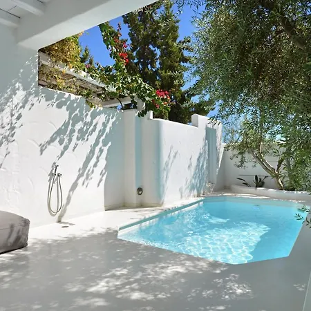 Thalassitra Private Pool *