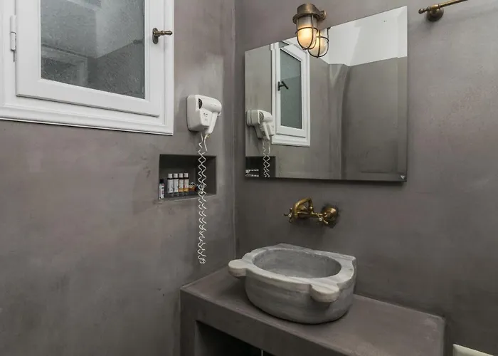 Thalassitra Private Pool