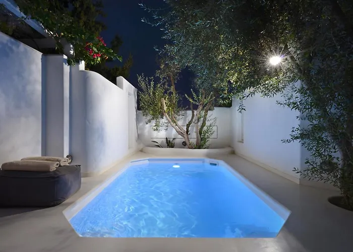 Thalassitra Private Pool *