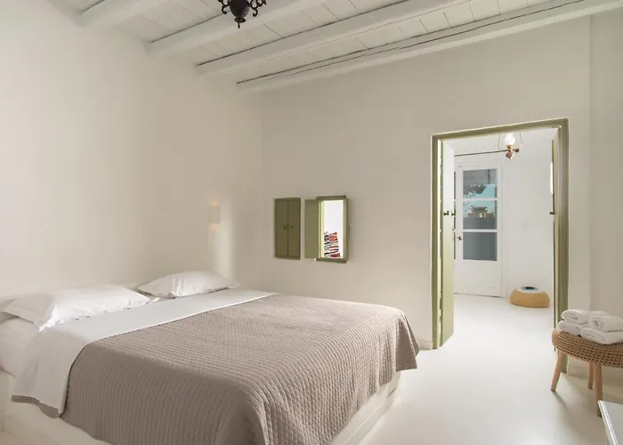 Thalassitra Private Pool Hotel *