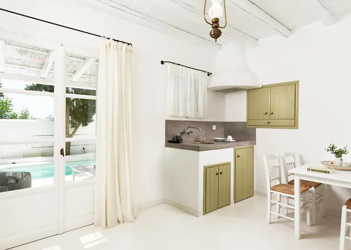 Thalassitra Private Pool * Adamantas (Milos)