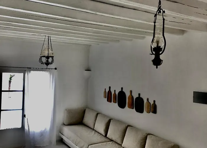 Thalassitra Private Pool * Adamantas (Milos)