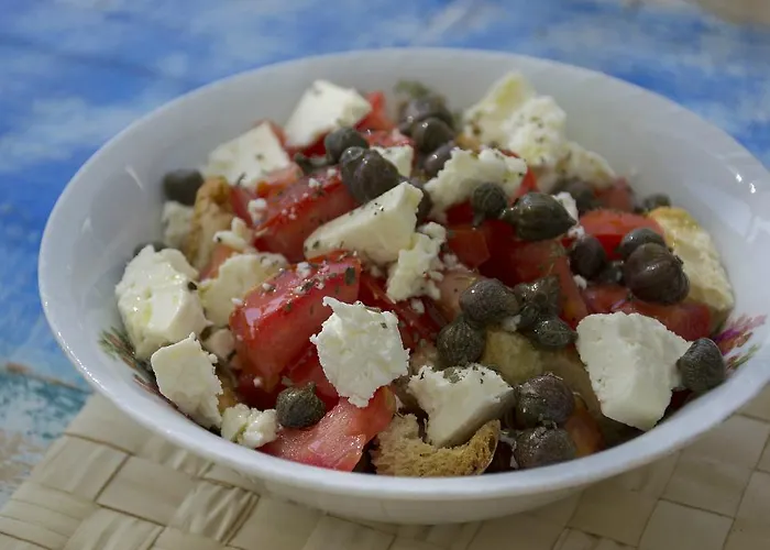 Thalassitra Private Pool