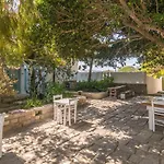 Thalassitra Private Pool * Adamantas (Milos)