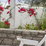 Thalassitra Private Pool Hotel Adamantas (Milos)