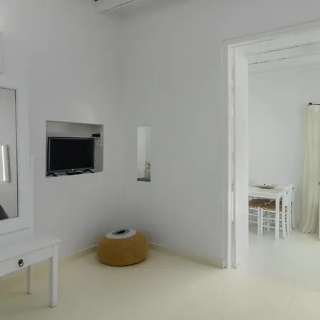 Thalassitra Private Pool *