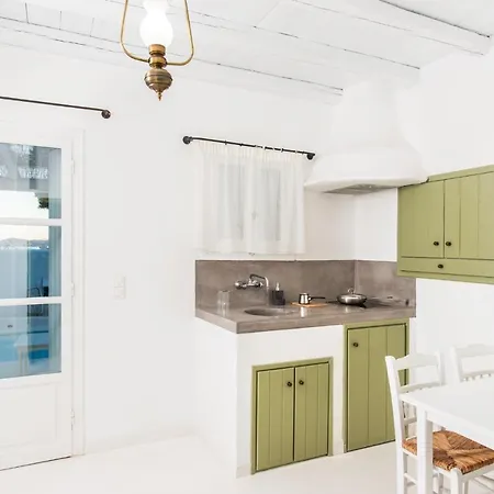 Thalassitra Private Pool *