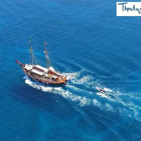 ホテル Thalassitra Private Pool アダマス