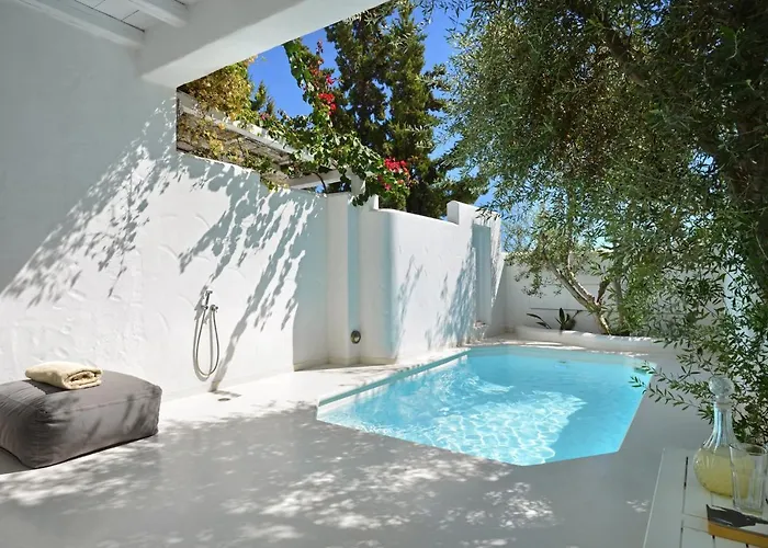 Thalassitra Private Pool *