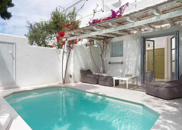 Thalassitra Private Pool